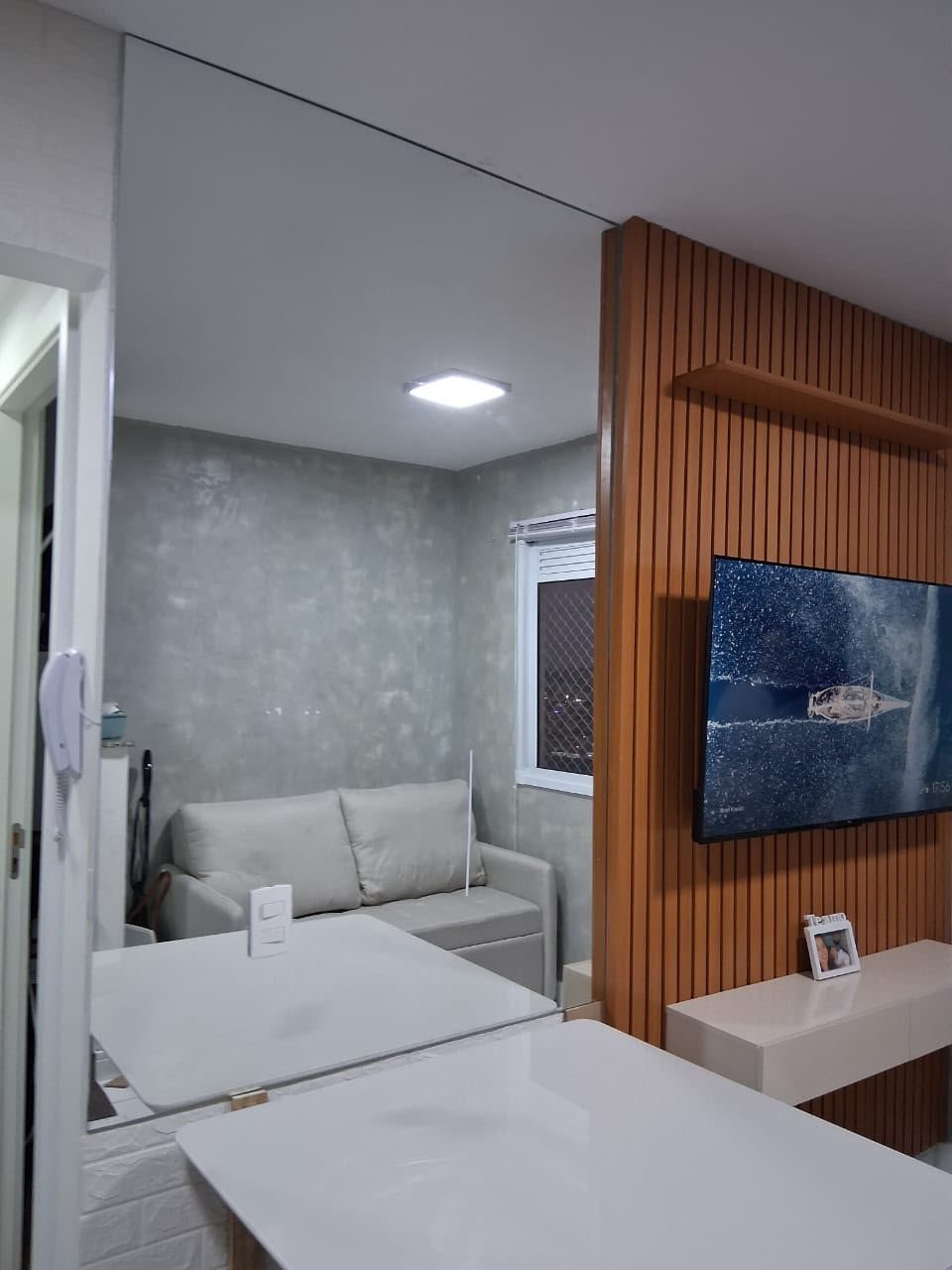 Ambiente residencial com soluções em vidro